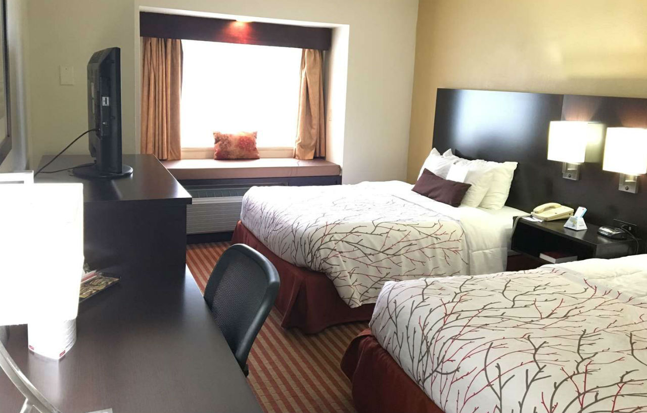 Best Western Patriots Point Mount Pleasant Exterior photo